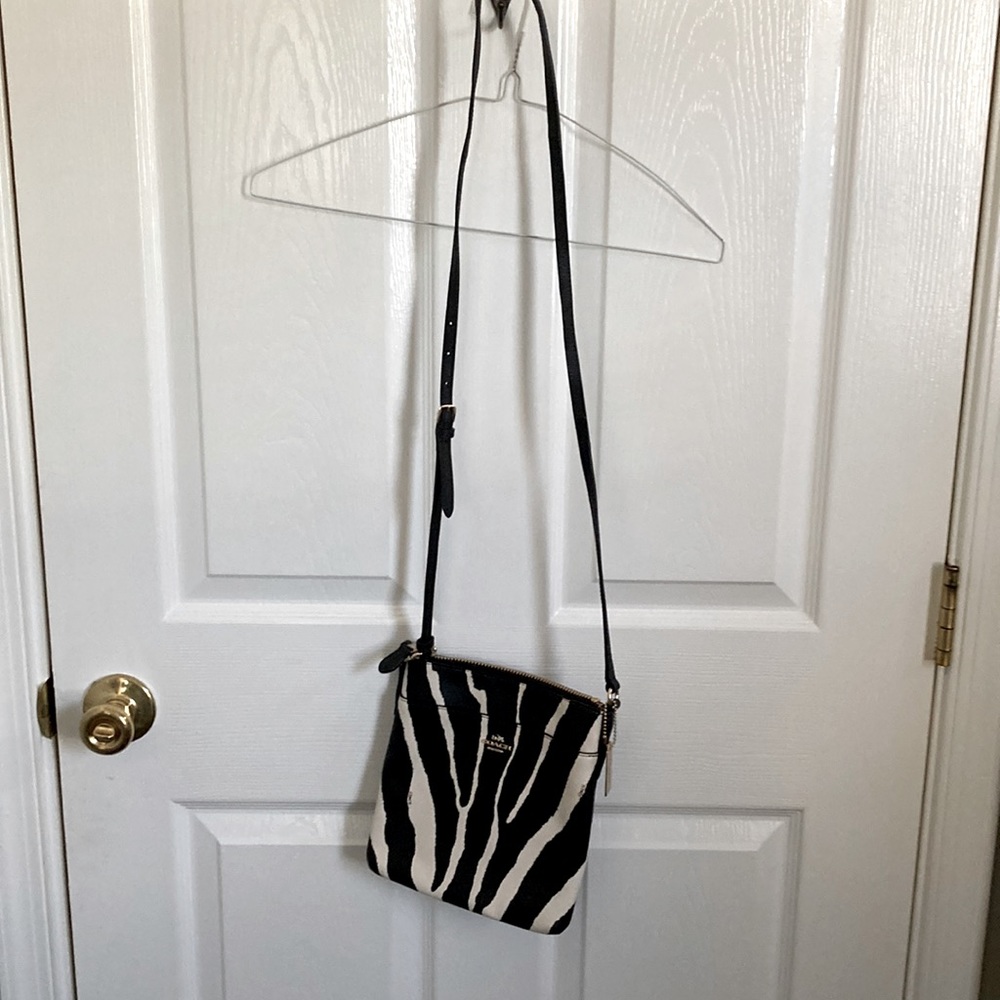 Coach gently used crossbody bag.